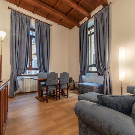 Piazza Di Spagna Elegant Apartment Rome Luaran gambar