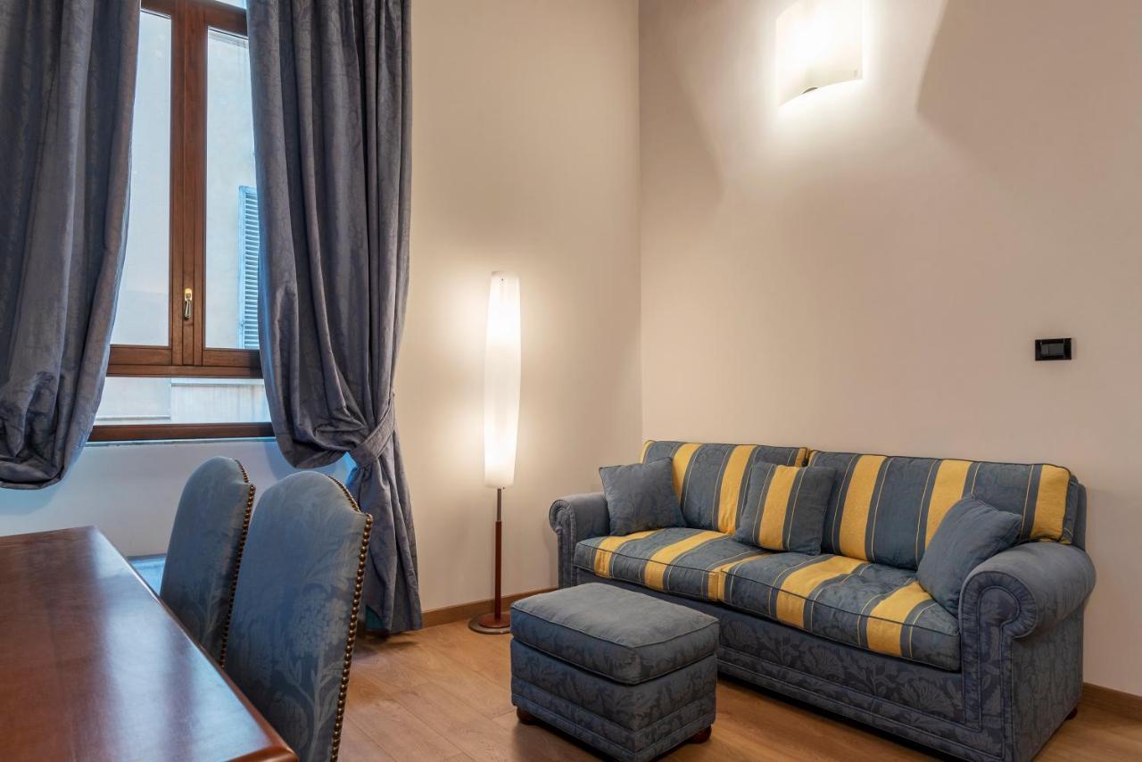 Piazza Di Spagna Elegant Apartment Rome Luaran gambar